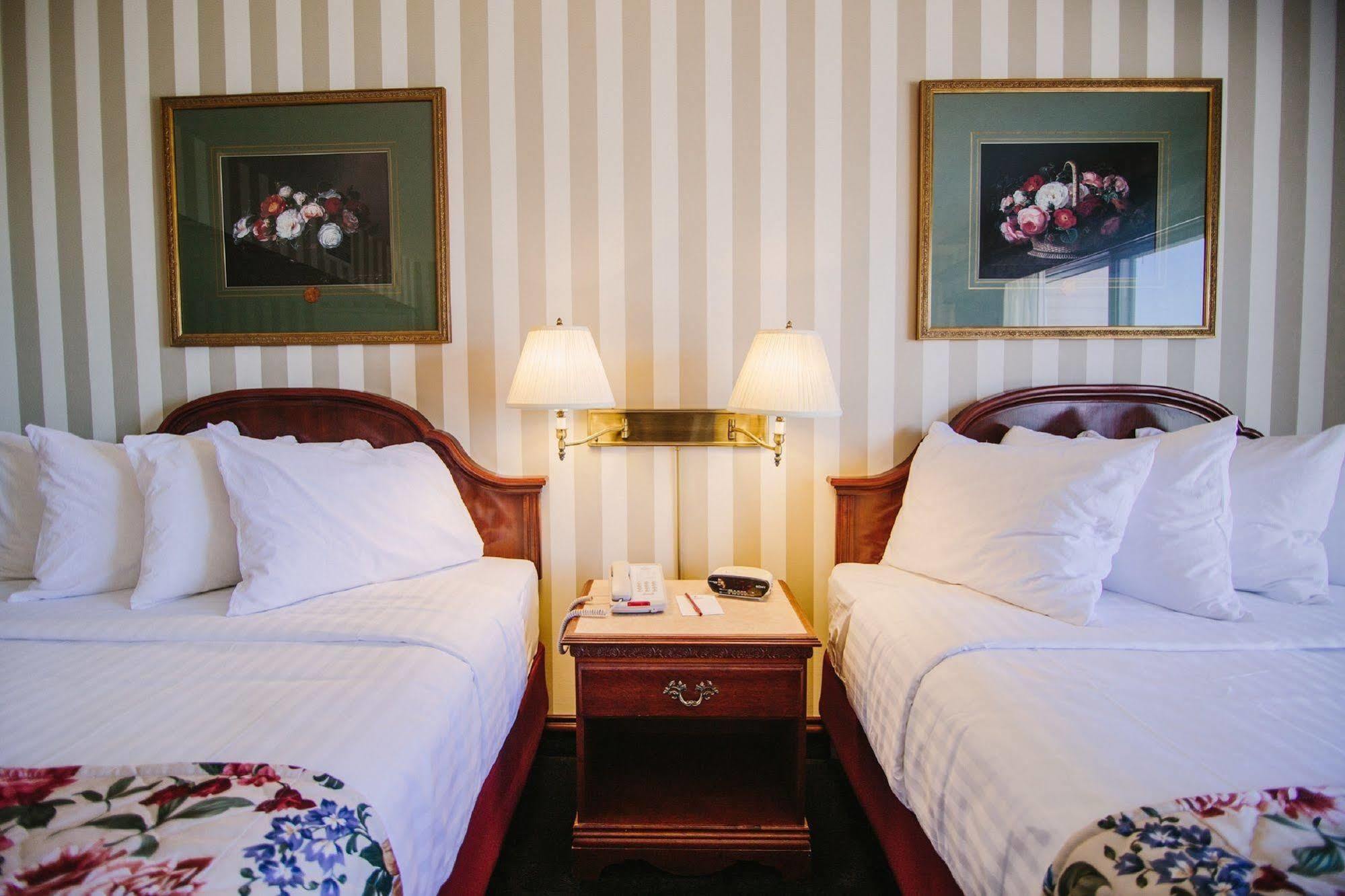 Bayshore Resort Τράβερς Σίτι Εξωτερικό φωτογραφία